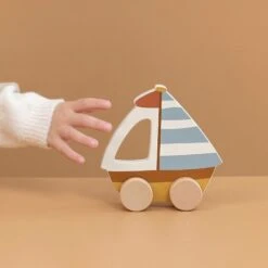 Little Dutch Houten Speelgoed, Auto's - Zeilboot -Speelwereld Aanbiedingen Winkel little dutch houten speelgoed autos zeilboot 4