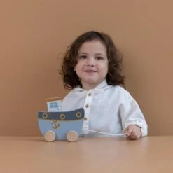 Little Dutch Houten Speelgoed - Houten Trekfiguur Boot Sailors Bay -Speelwereld Aanbiedingen Winkel little dutch houten speelgoed houten trekfiguur bo 4