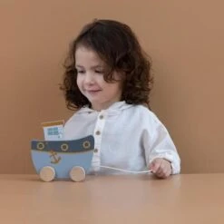 Little Dutch Houten Speelgoed - Houten Trekfiguur Boot Sailors Bay -Speelwereld Aanbiedingen Winkel little dutch houten speelgoed houten trekfiguur bo 5