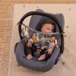 Little Dutch Little Dutch Wagenspanner - Autostoelspeeltje Sailors Bay 9 Little Dutch Little Dutch Wagenspanner - Autostoelspeeltje Sailors Bay -Speelwereld Aanbiedingen Winkel little dutch little dutch wagenspanner autostoelsp 4