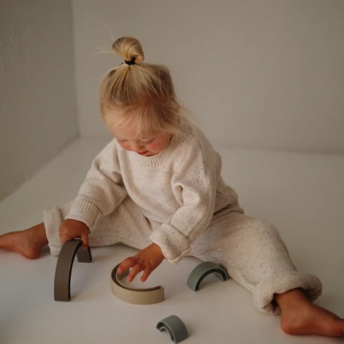 Mushie Babyspeelgoed - Stapeltoren Rainbow Hillside 3 Mushie Babyspeelgoed - Stapeltoren Rainbow Hillside - Afbeelding 3