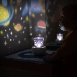 Nachtlampje - Muzikale Projector, 3 Thema's: Ruimte, Bloemen En Oceaan -Speelwereld Aanbiedingen Winkel nachtlampje muzikale projector 3 themas ruimte blo 5