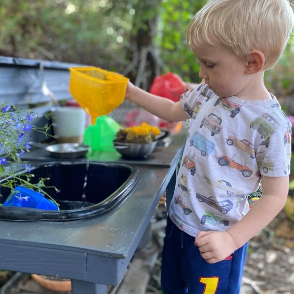 Tickit Buitenspeelgoed - Gekleurde Trechter, Geel 3 Tickit Buitenspeelgoed - Gekleurde Trechter, Geel - Afbeelding 3